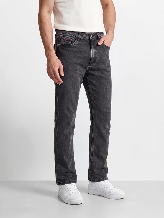 Men's Bootcut Fit Mid-Rise Jeans - Image 4