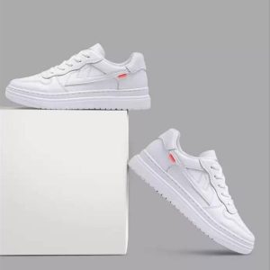 Cooper Wings Walking Sneakers